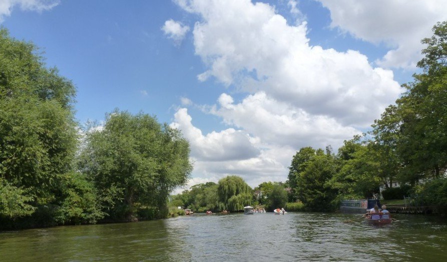Taking a boat out on the lake is a great thing To Do With Kids In Stratford Upon Avon, Taking a boat out on the lake is a great thing To Do With Kids In Stratford Upon Avon,