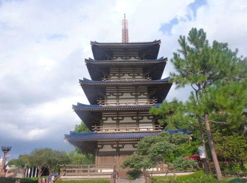 Things To Do At Epcot With Teens www.extraordinarychaos.com Visiting Japan at Epcot With Teens www.extraordinarychaos.com