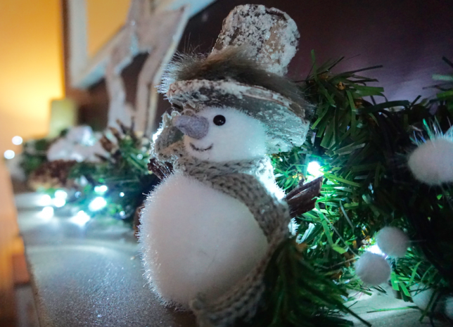 Festive Fireplace Inspiration Festive Fireplace Inspiration