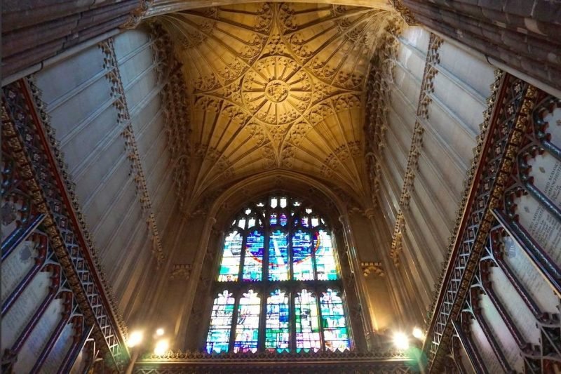 Visiting the Cathedral in Manchester www.extraordinarychaos.com Visiting the Cathedral in Manchester www.extraordinarychaos.com