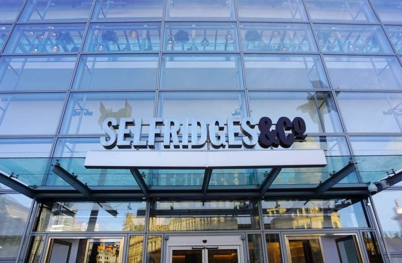 Shopping in Manchester there are so any amazing shops, bars, museums, shows and galleries www.extraordinarychaos.com Shopping in Manchester there are so any amazing shops, bars, museums, shows and galleries www.extraordinarychaos.com