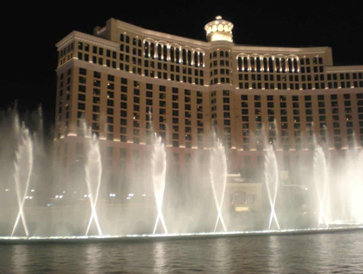 10 Things To Do In Las Vegas With Kids www.extraordinarychaos.com