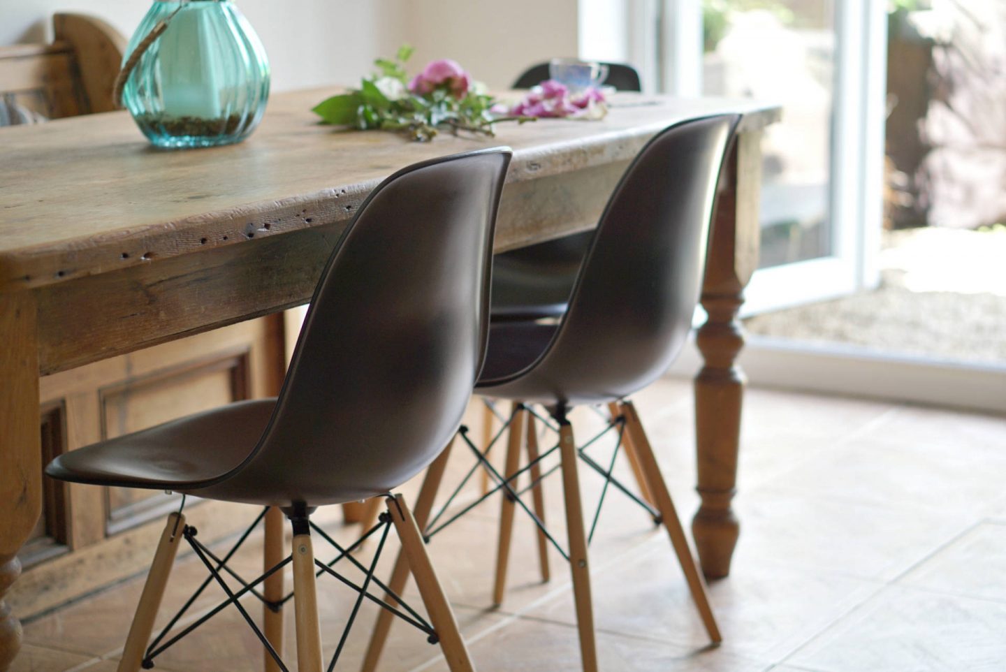 Creating A Vintage Yet Modern Dining Space