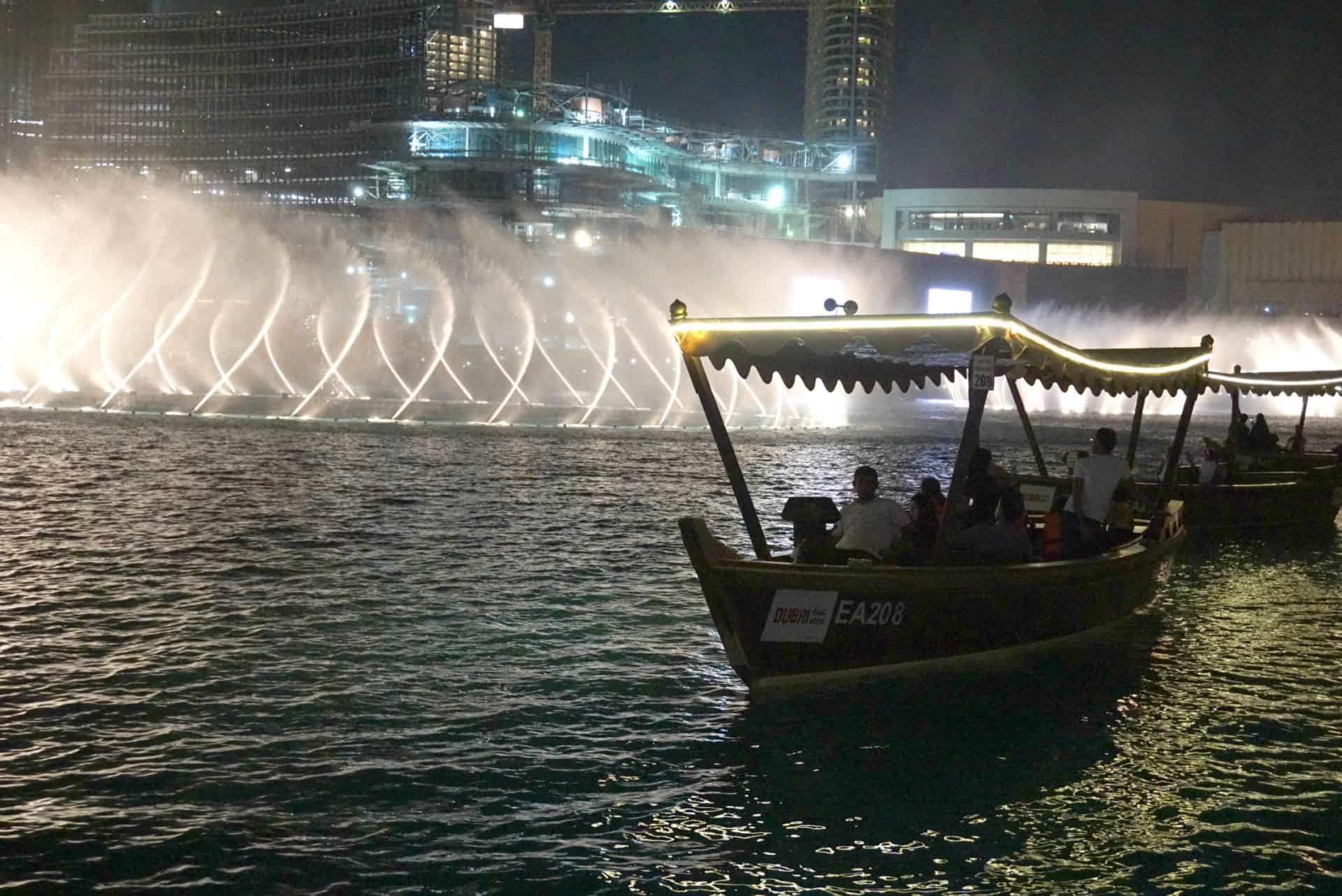 Downtown Dubai At Dusk The Best Time To See The Dubai Fountains www.extraordinarychaos.com