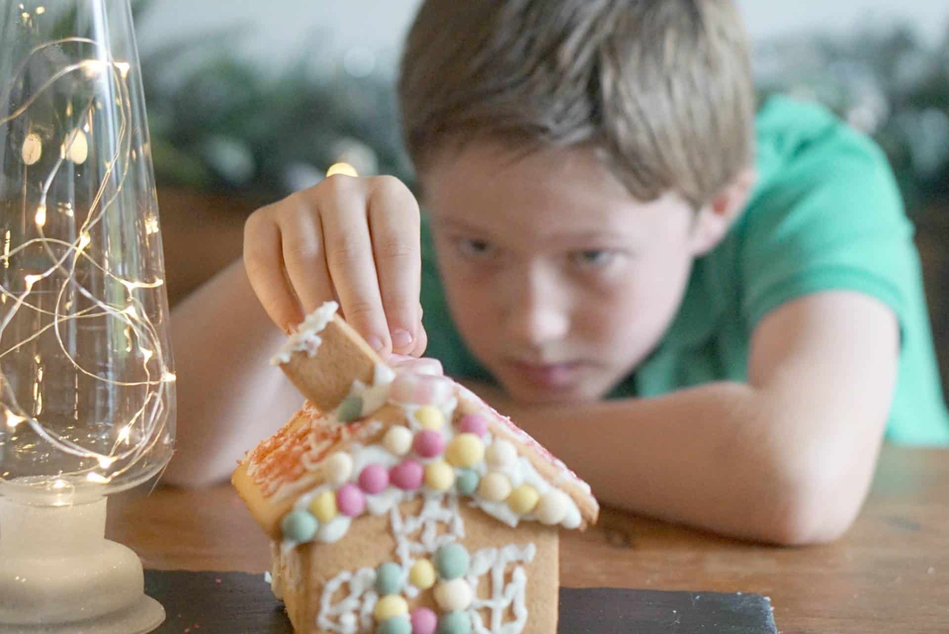Building Gingerbread Houses With Laura Ashley