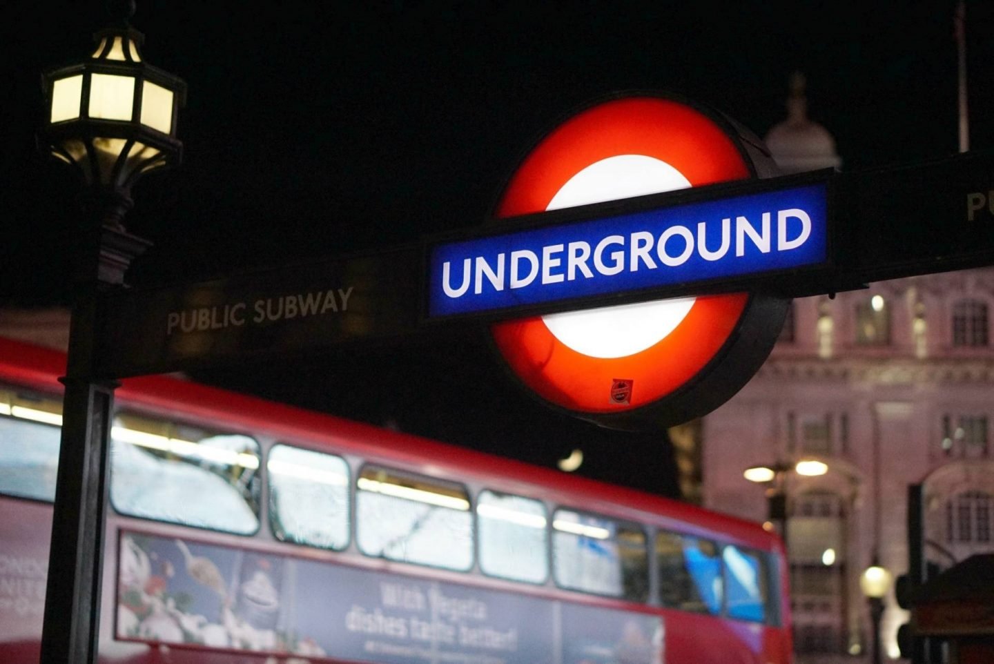 Piccadilly Circus,Most instagramable places in london