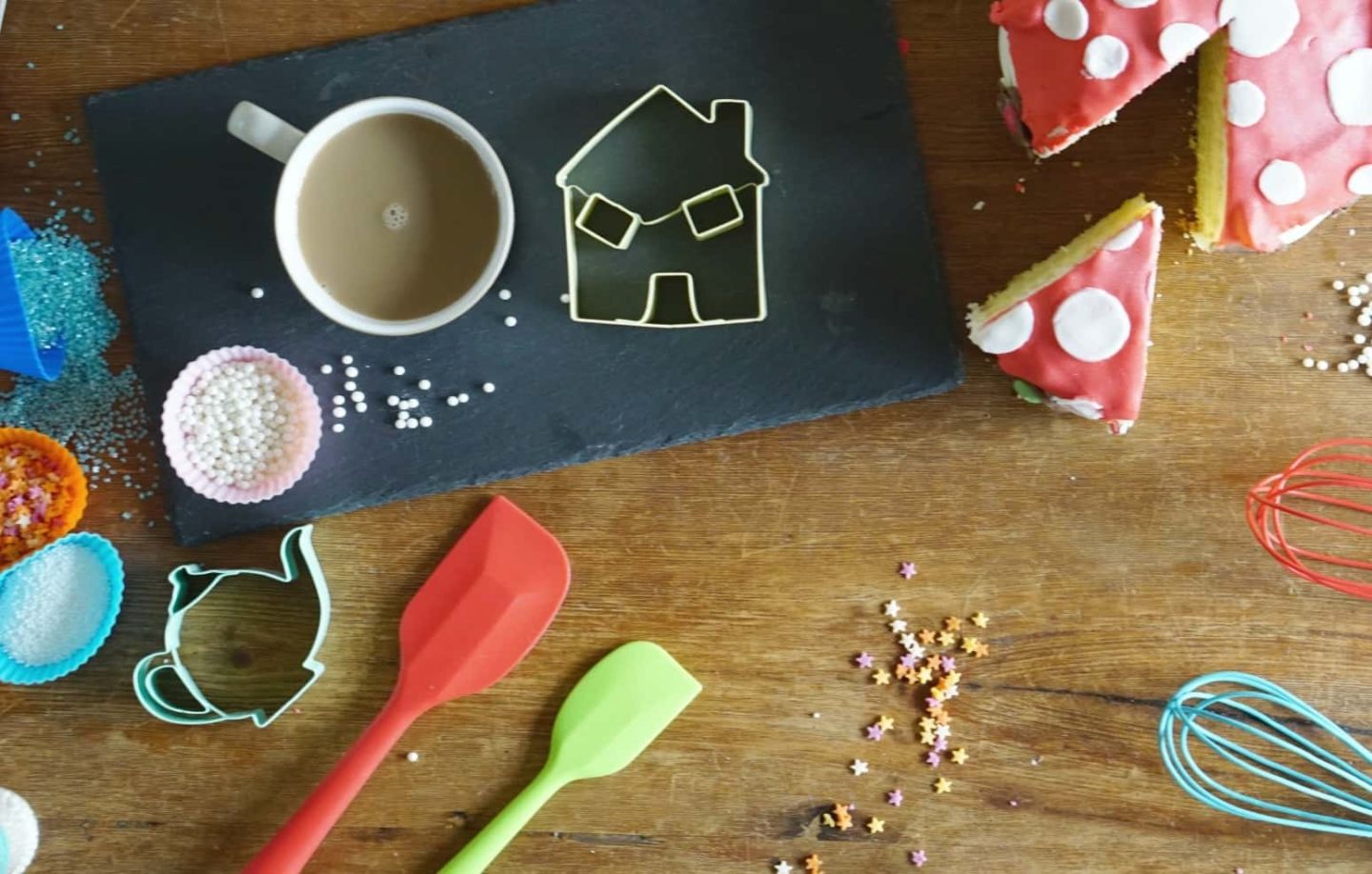 A Day Baking Cakes In London With L&C