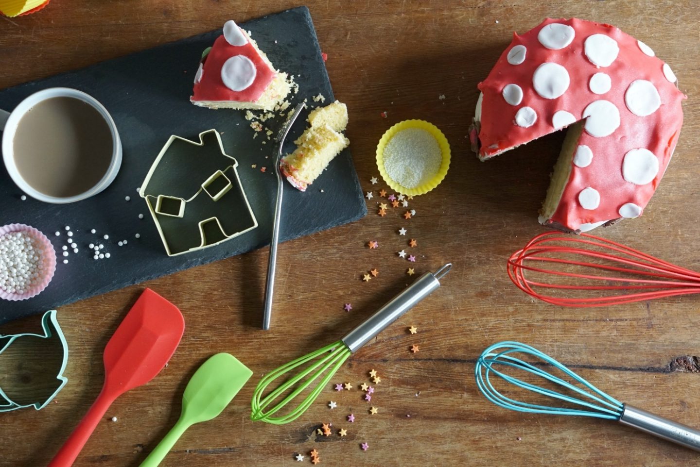A Day Baking Cakes In London With L&C