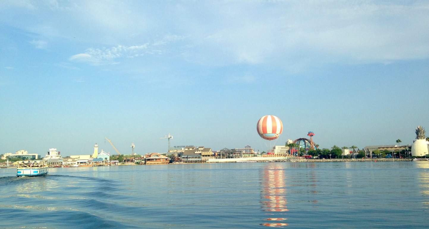 How To Save Money when Staying At Walt Disney World Orlando www.extraordinarychaos.com