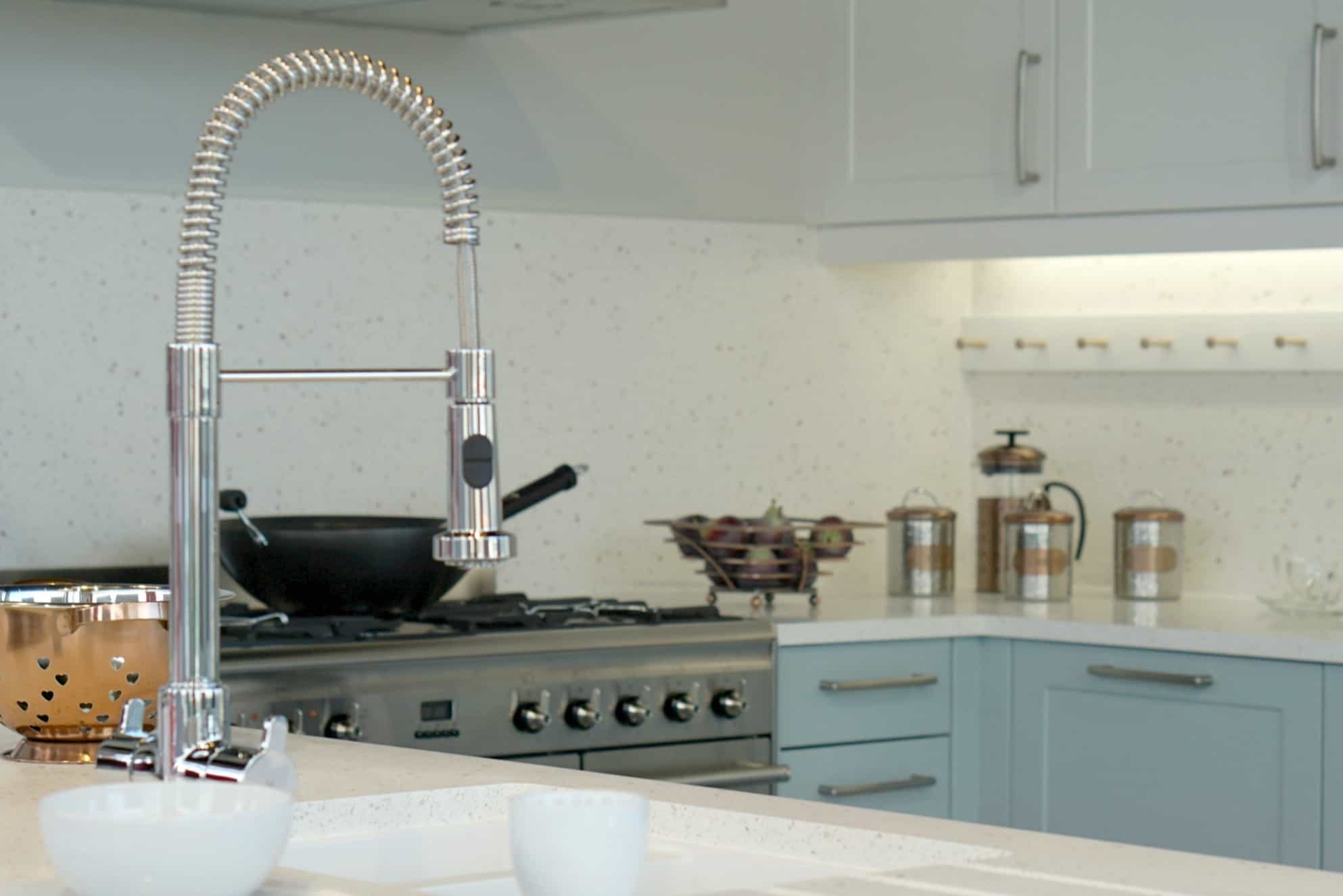 Blue Shaker Style Kitchen www.extrordianrychaos.com