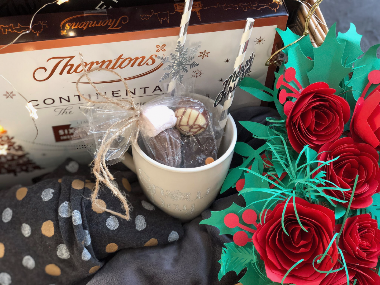 Thorntons Pass The Love
