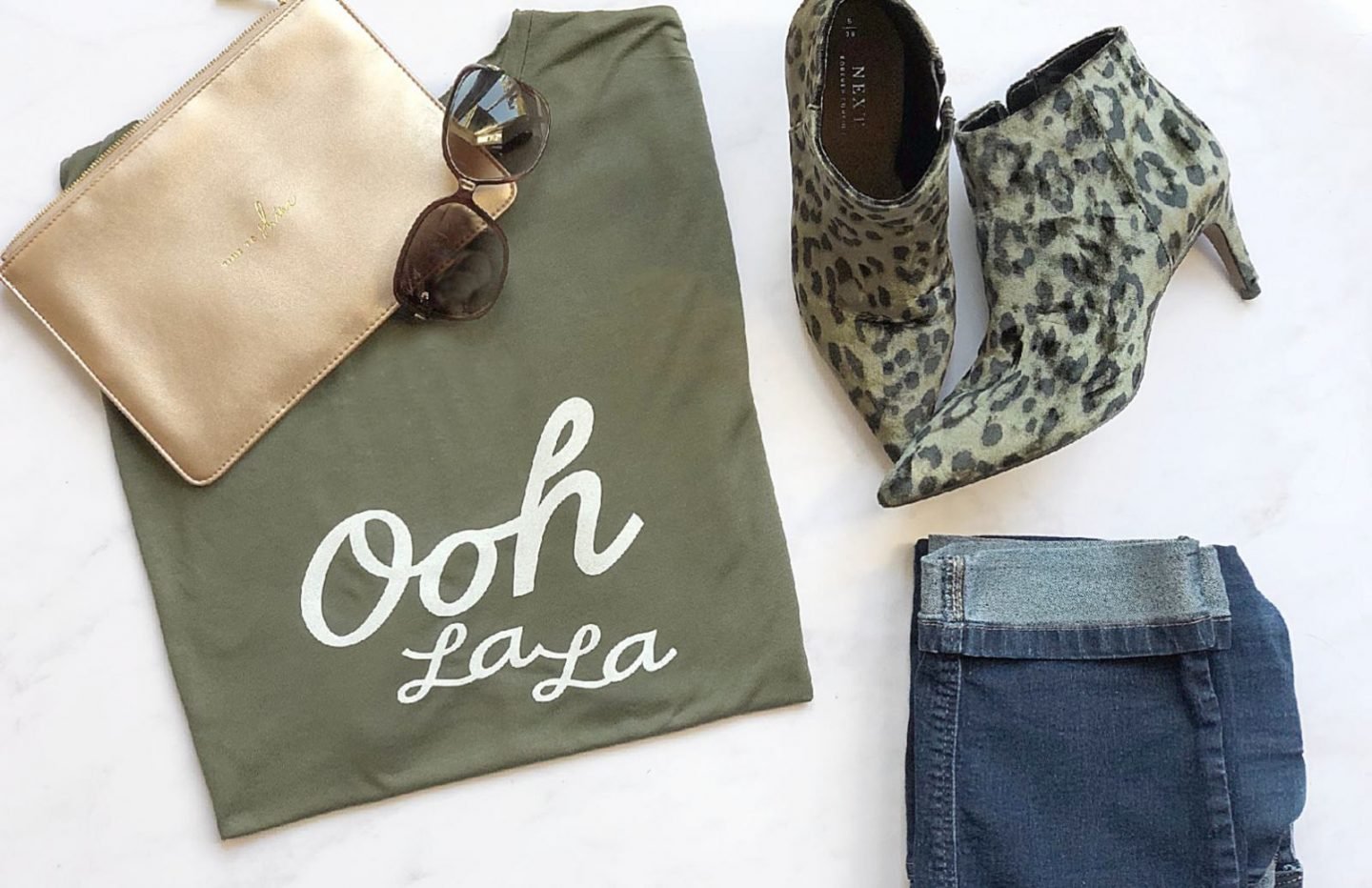 T shirt iron on with Cricut Easy Press