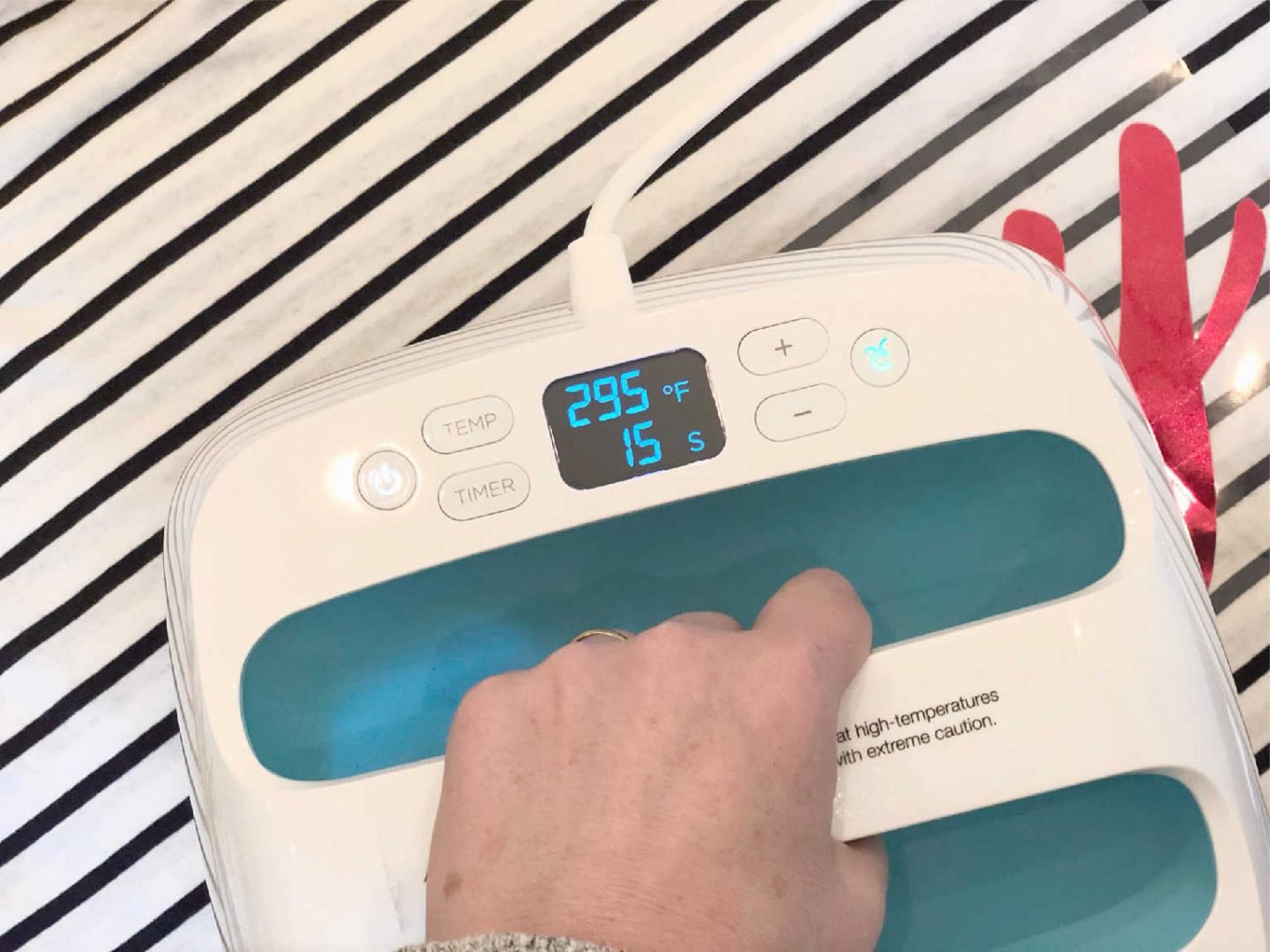 Designing a t shirt with the cricut maker