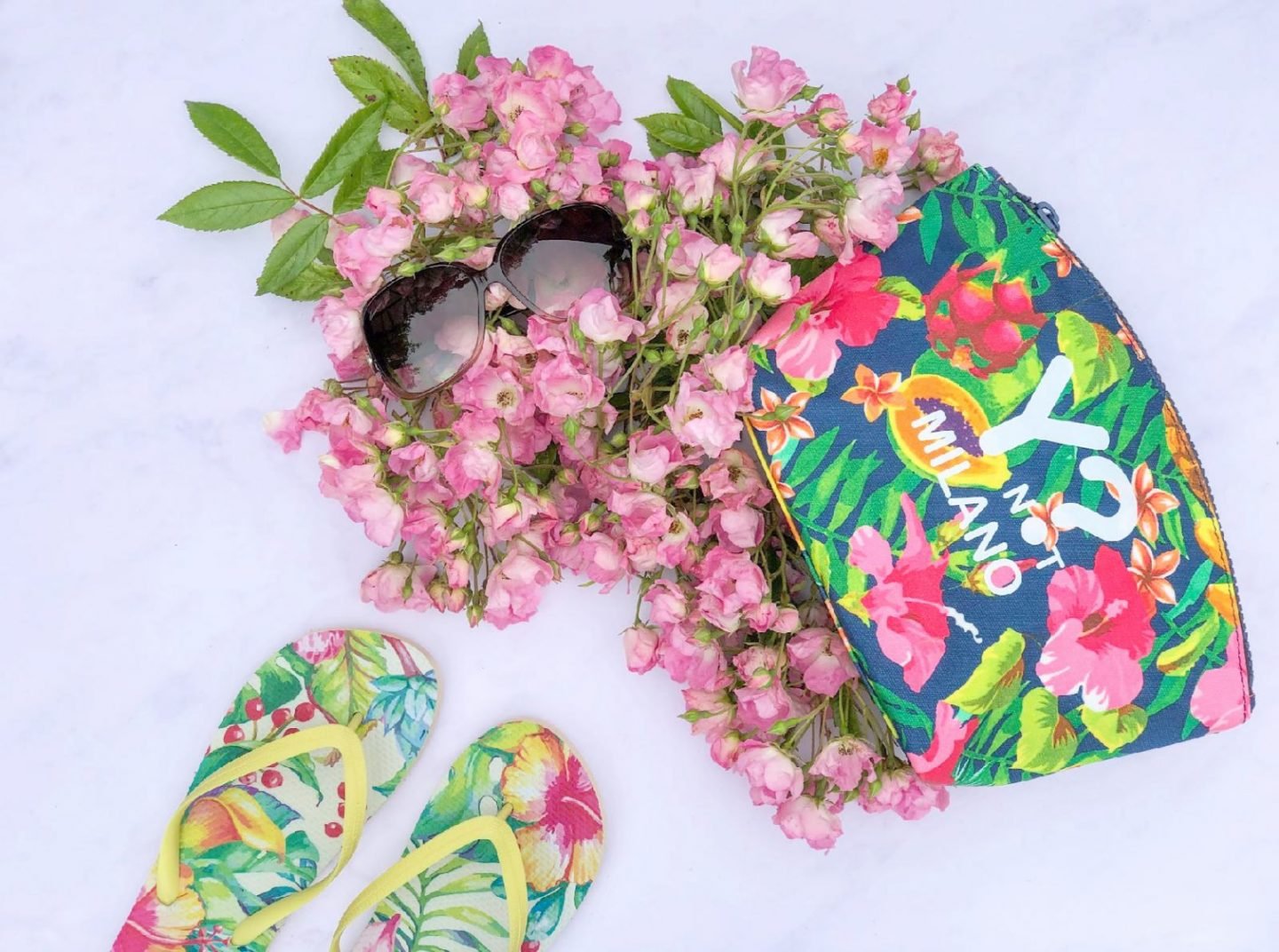 Y Not Milano Makeup Bag And Flip Flops