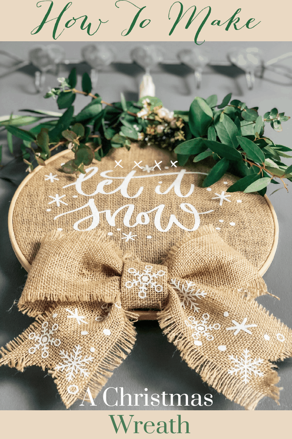 How to make a wreath for Christmas with hoops.