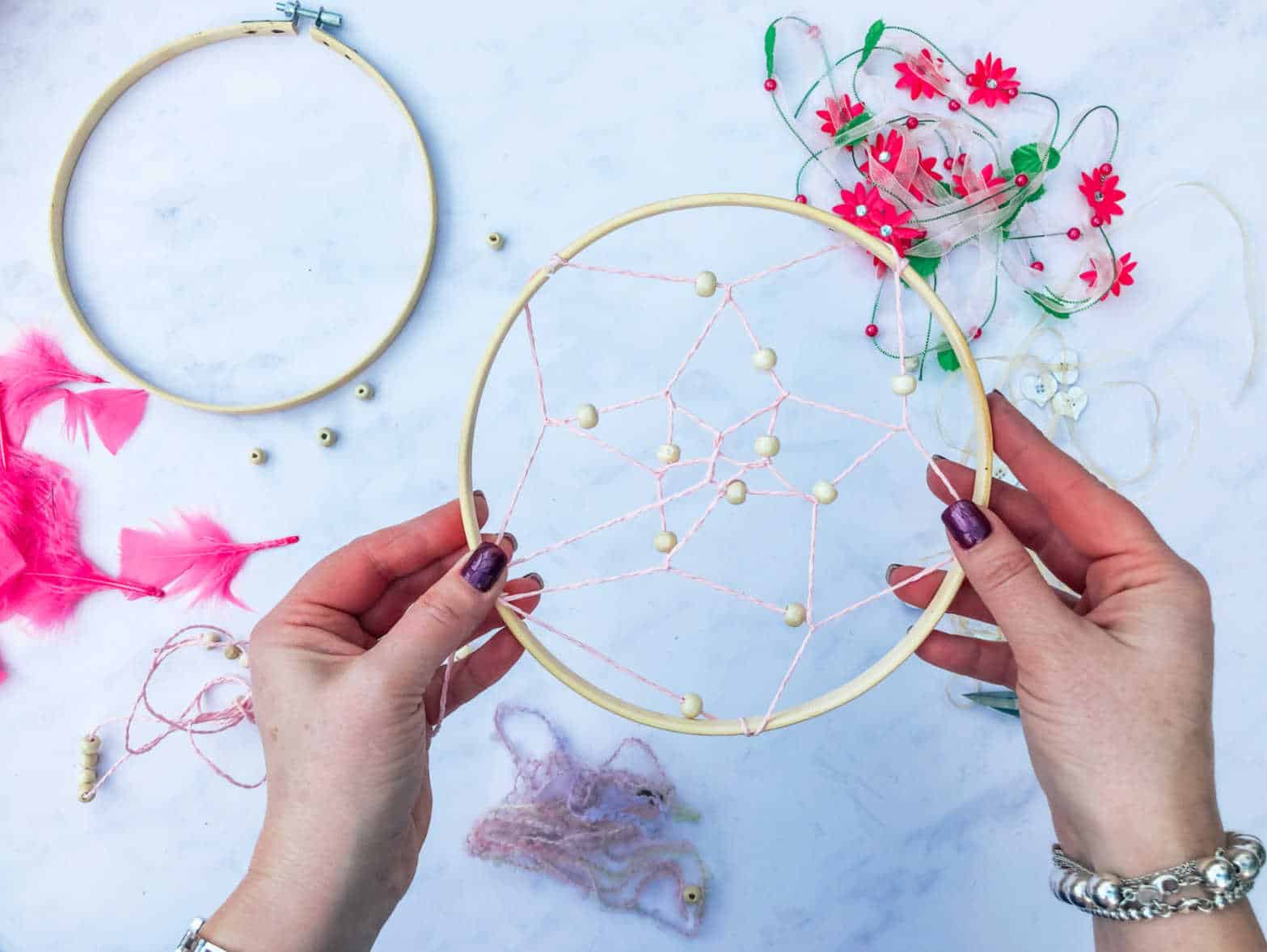 What you need to make a dreamcatcher