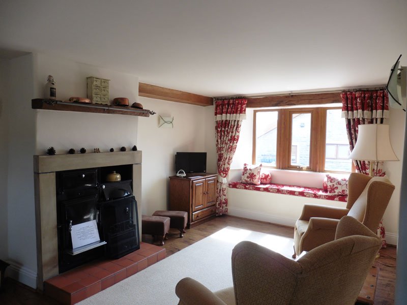 Height Top Farm Cottages Between The Villages Of Fence And Higham
