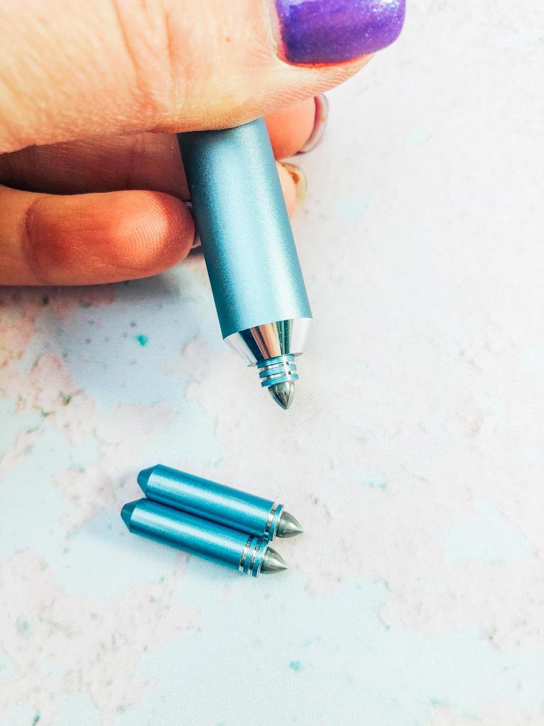 The Cricut foiling tool