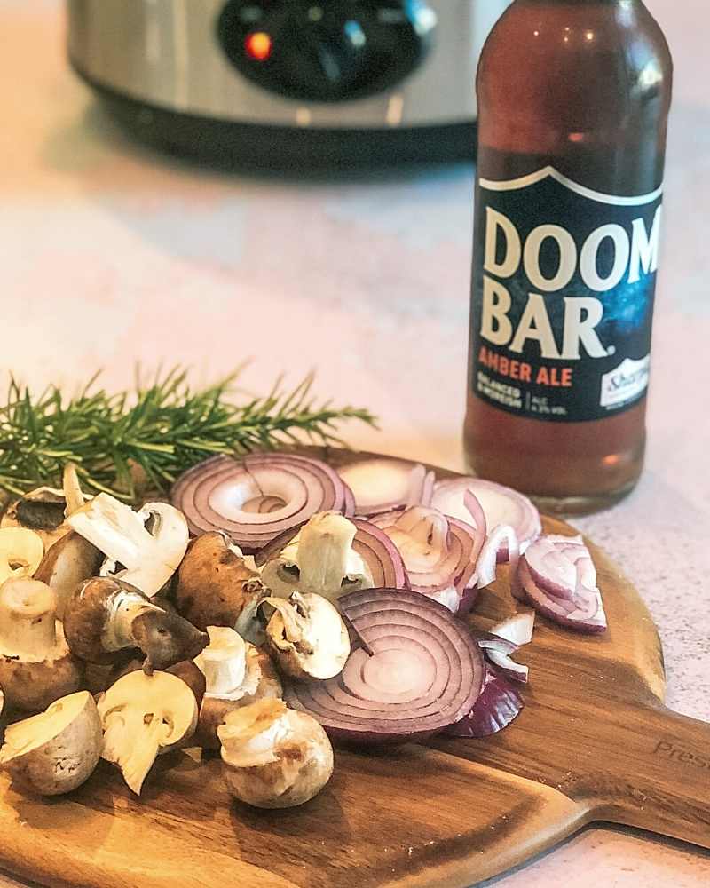 What do you need to make beef and ale stew