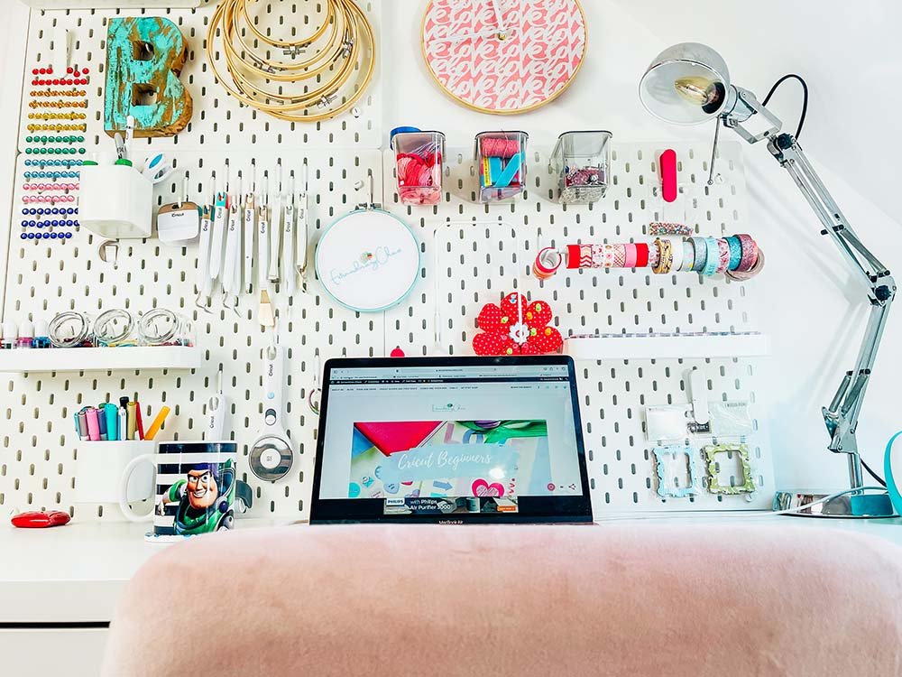 Step by step DIY hoop Clock tutorial