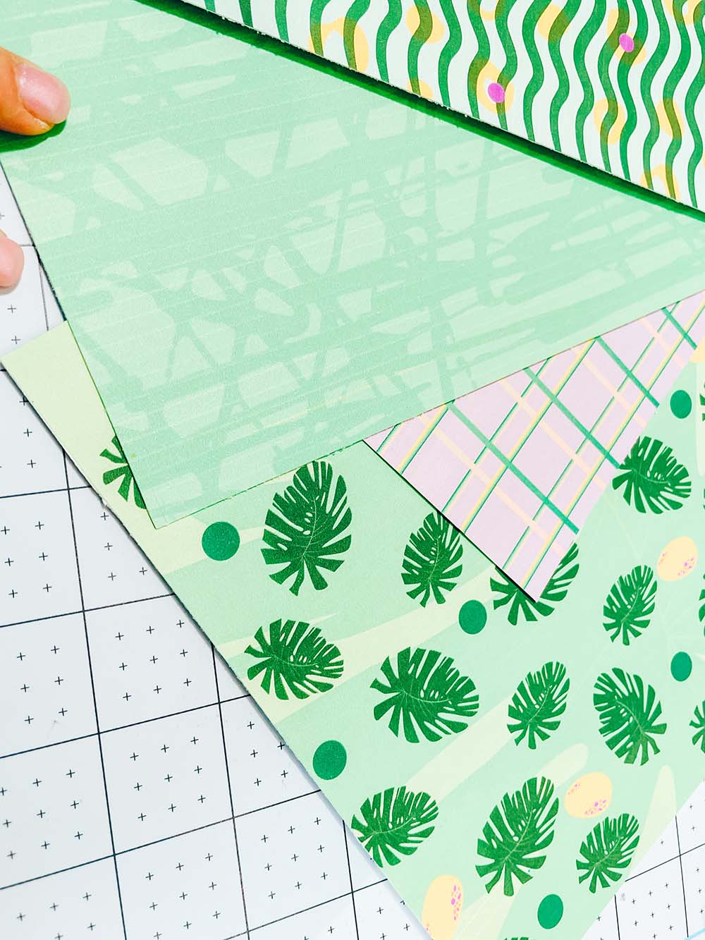 jurasic themed papers