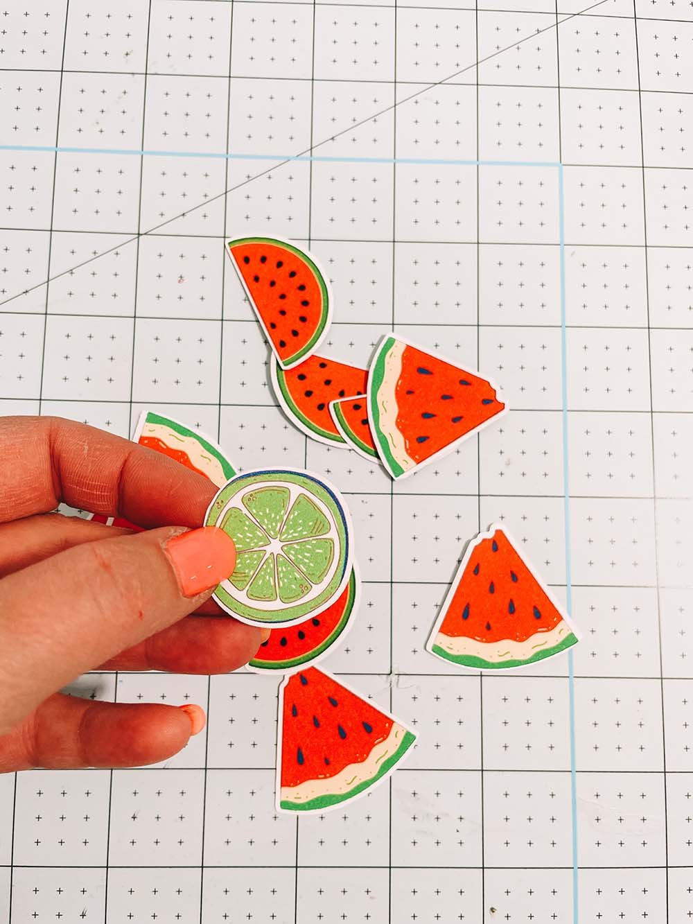 How to make a print and cut straw decal