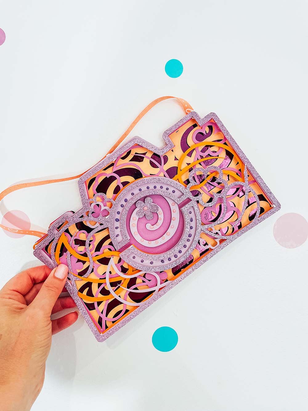 Free Camera SVG for cricit crafting and scrapbooking