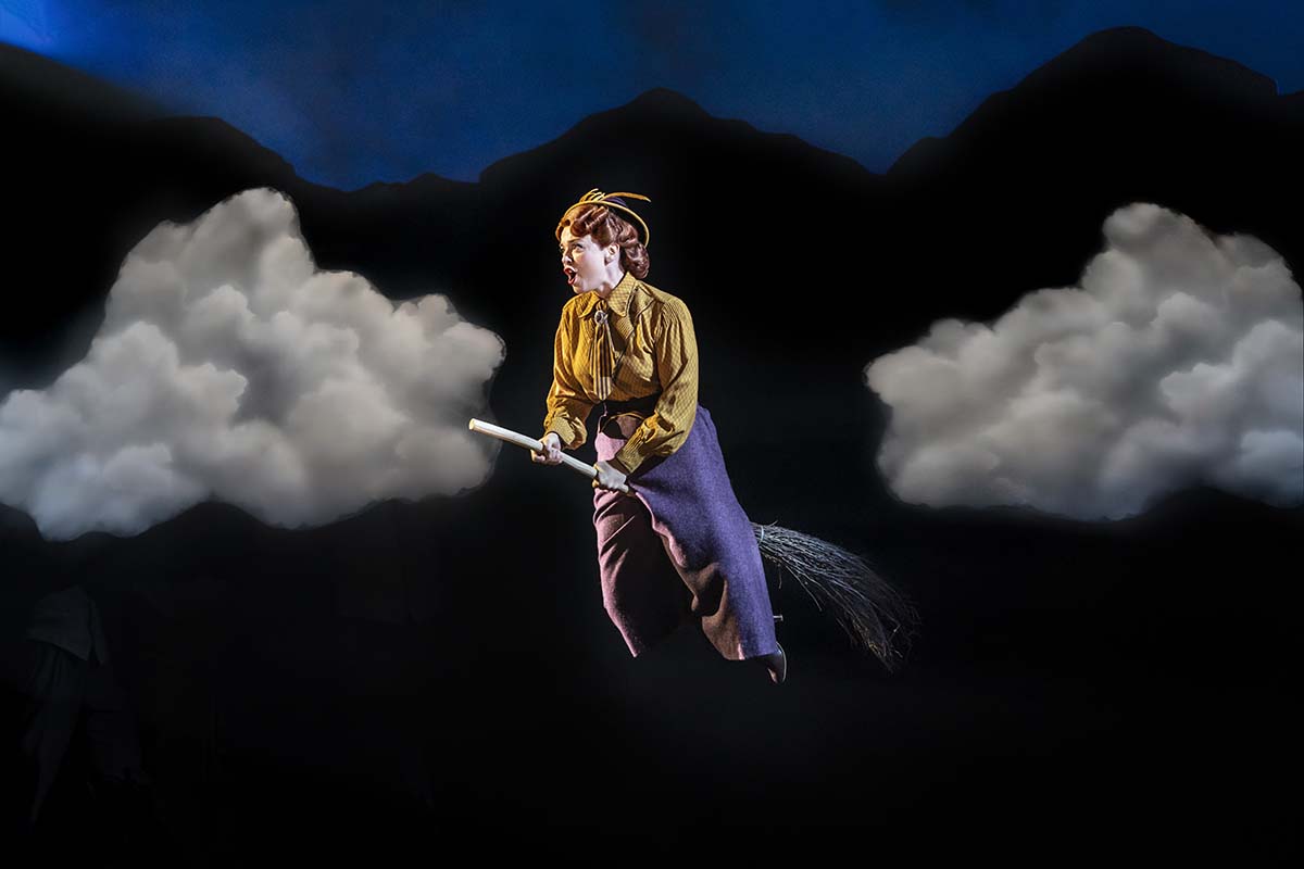 Bedknobs And Broomsticks Uk Tour Review 2021