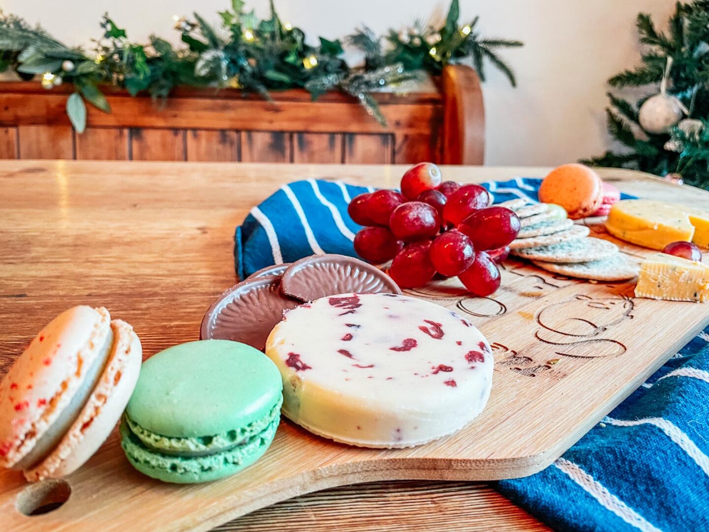 How to make a cheese board Gift