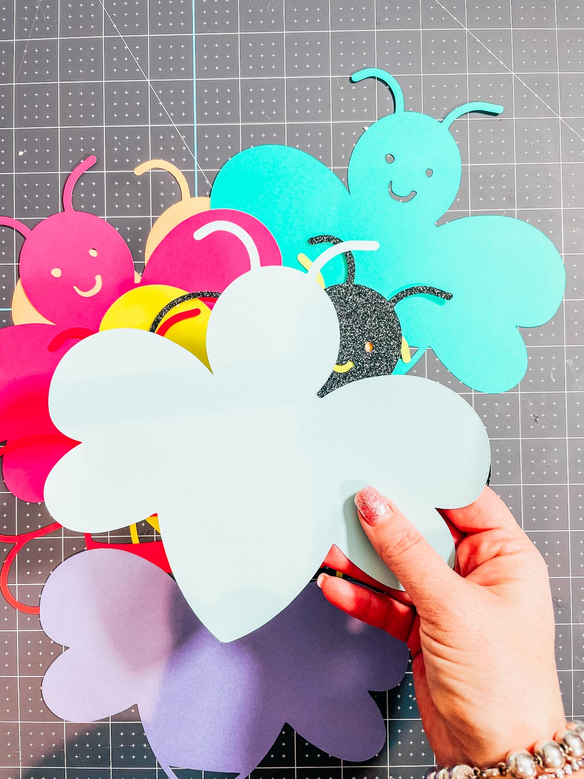 How to build your bee SVG