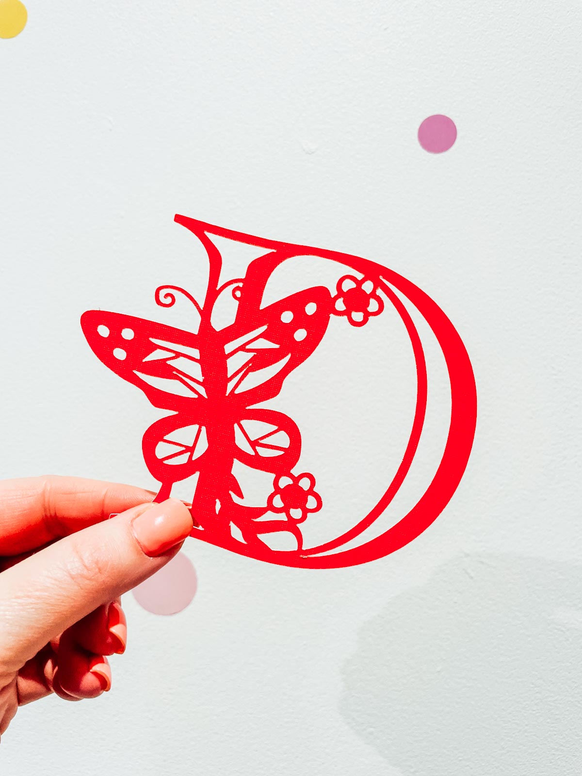 Free Letters and numbers with butterflies on