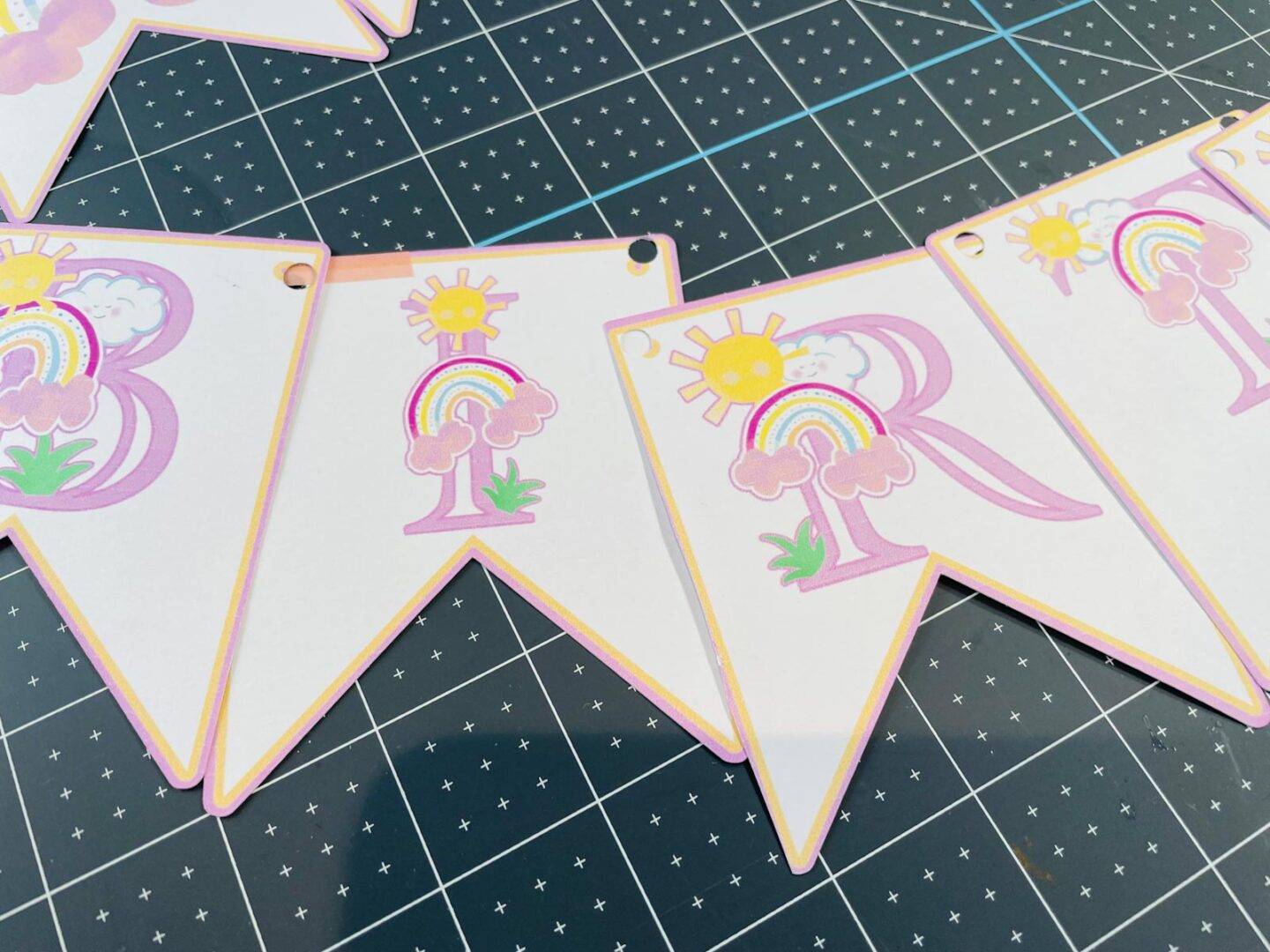 Free printable rainbow banner