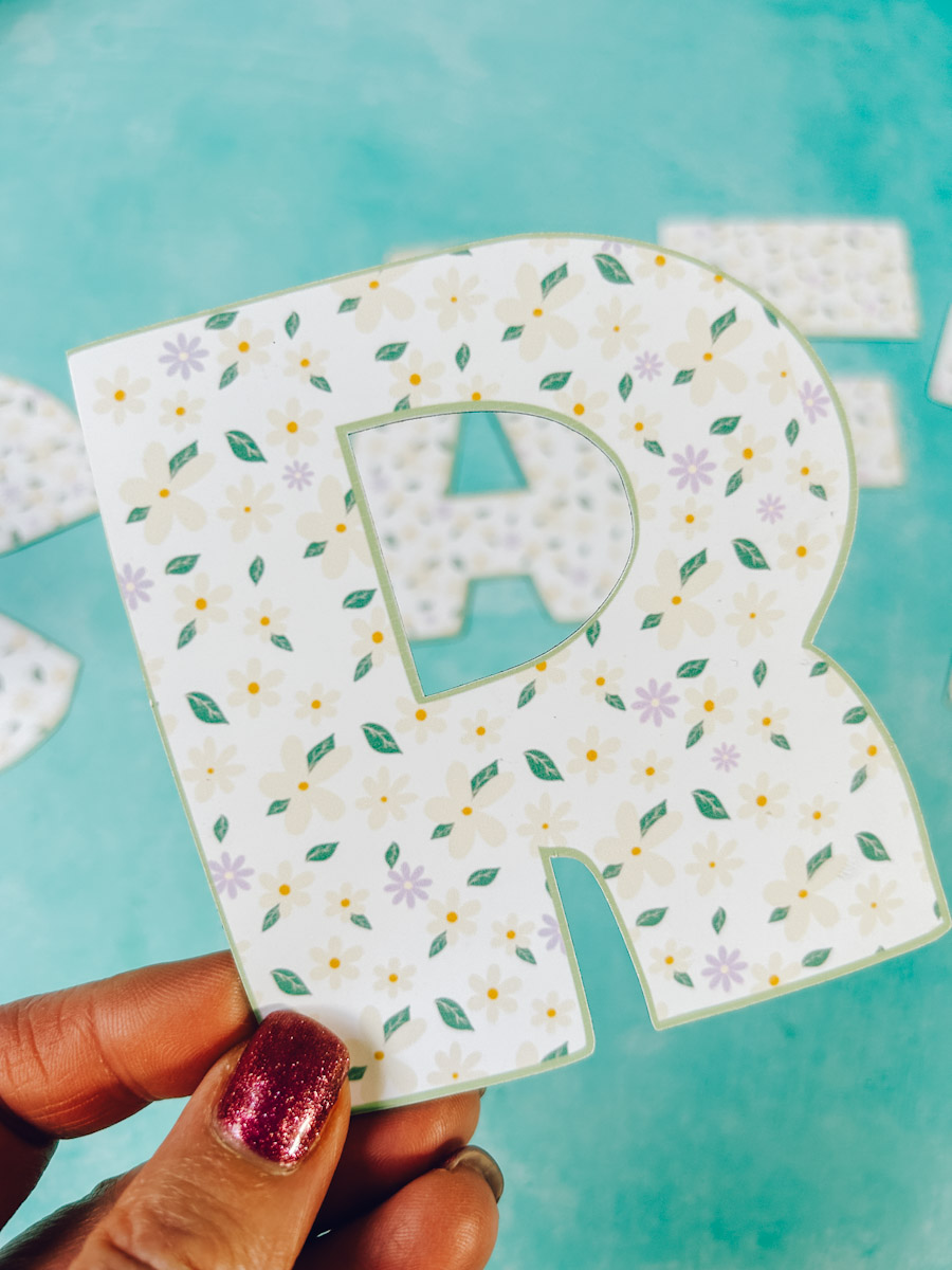 Free PNG Printable Floral Daisy Alphabet