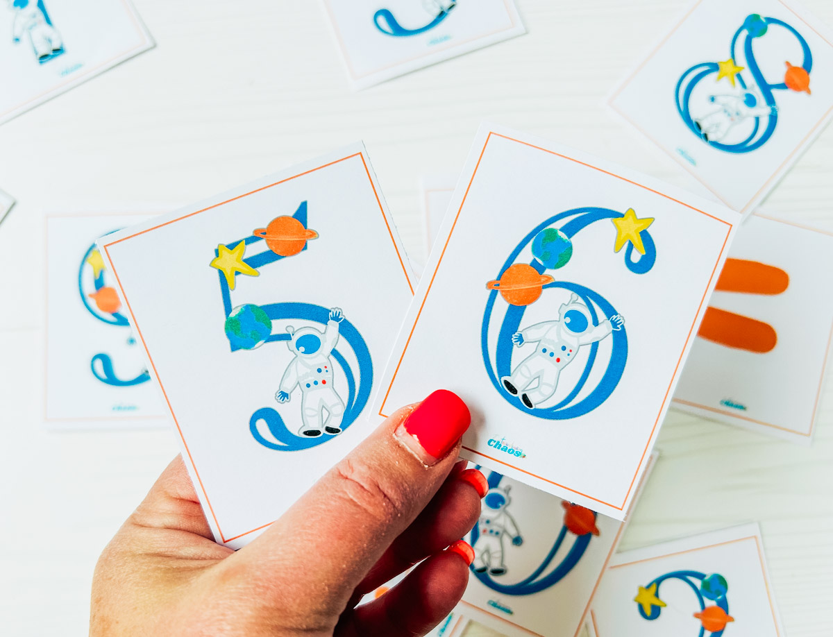 Free printable Spaceman Number Flashacards